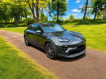 2025 Porsche Macan