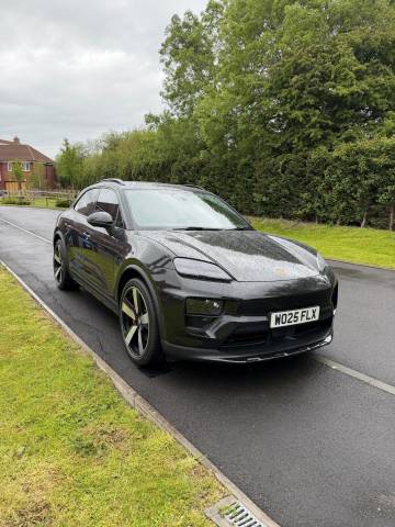 2025 Porsche Macan