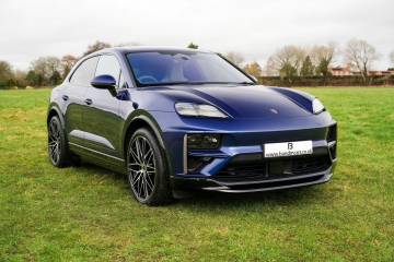 2025 Porsche Macan