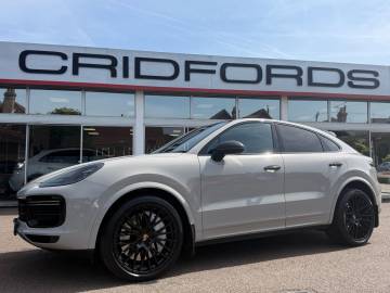 2022 Porsche Cayenne