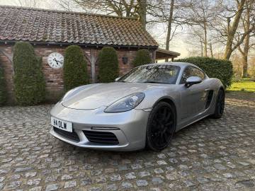 2018 Porsche 718 Cayman