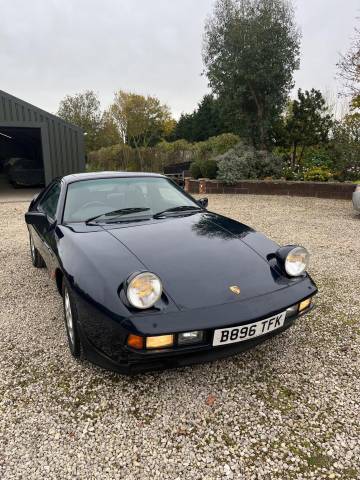 1985 Porsche 928