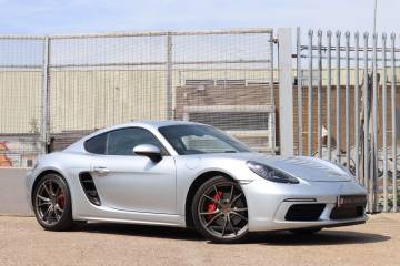 2017 Porsche 718 Cayman