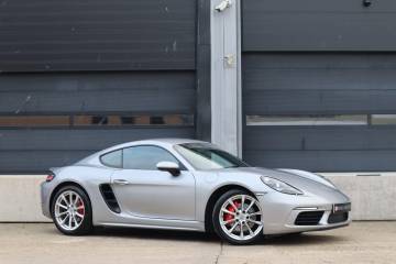 2017 Porsche 718 Cayman