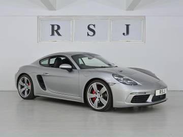 2017 Porsche 718 Cayman