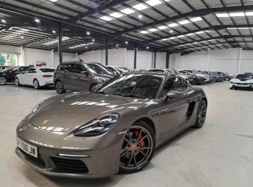 2020 Porsche 718 Cayman