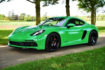 2020 Porsche 718 Cayman