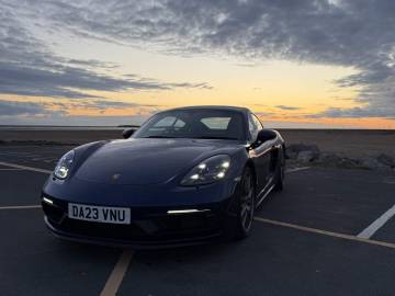 2023 Porsche 718 Cayman