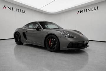 2023 Porsche 718 Cayman