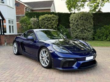 2022 Porsche 718 Cayman