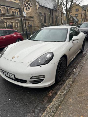 2012 Porsche Panamera