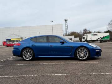 2015 Porsche Panamera