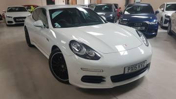 2015 Porsche Panamera