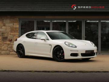 2015 Porsche Panamera