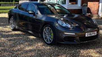 2016 Porsche Panamera