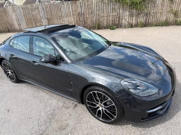 2017 Porsche Panamera