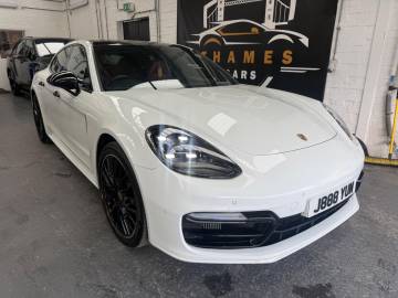 2018 Porsche Panamera