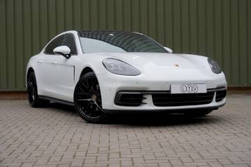 2016 Porsche Panamera