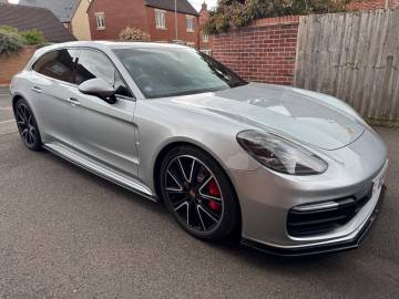 2019 Porsche Panamera