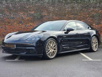 2020 Porsche Panamera