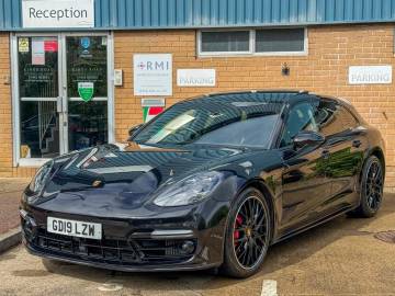 2019 Porsche Panamera