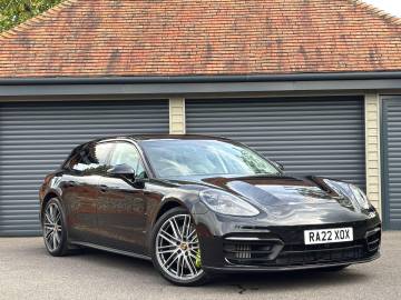 2022 Porsche Panamera