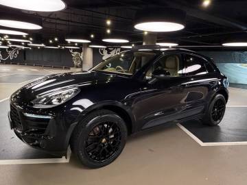 2014 Porsche Macan