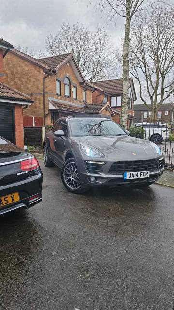 2014 Porsche Macan