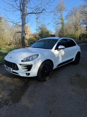 2014 Porsche Macan