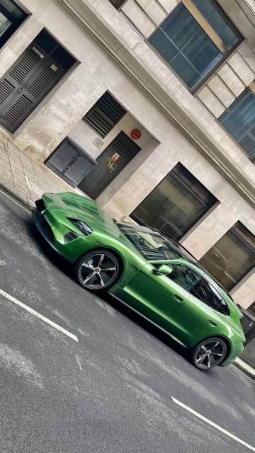 2023 Porsche Taycan