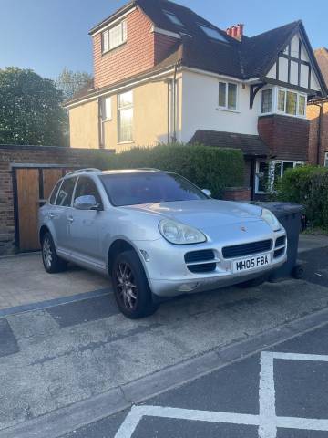 2005 Porsche Cayenne