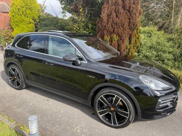 2023 Porsche Cayenne