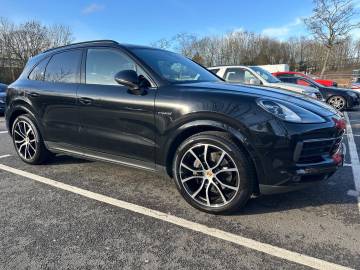 2023 Porsche Cayenne