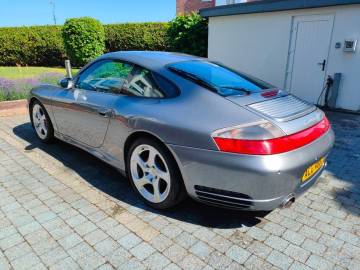 2003 Porsche 911