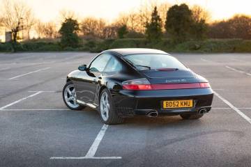 2003 Porsche 911