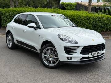 2016 Porsche Macan