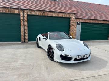 2015 Porsche 911