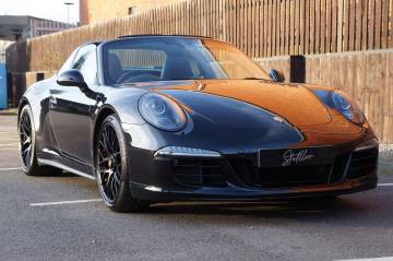 2015 Porsche 911