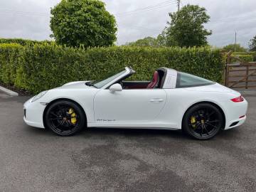 2016 Porsche 911