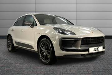 2022 Porsche Macan