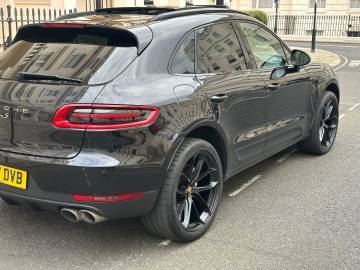 2017 Porsche Macan
