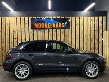 2016 Porsche Macan