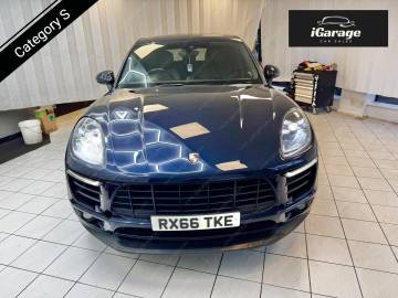 2017 Porsche Macan