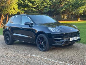 2017 Porsche Macan