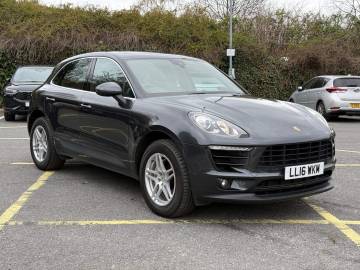2016 Porsche Macan