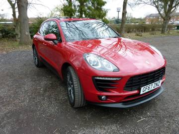 2017 Porsche Macan