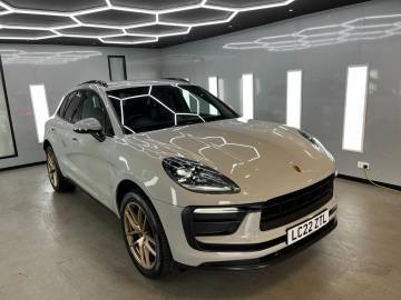 2022 Porsche Macan