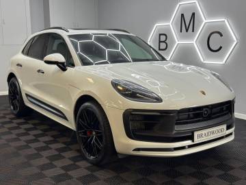 2022 Porsche Macan