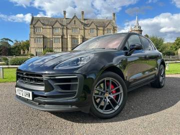 2022 Porsche Macan