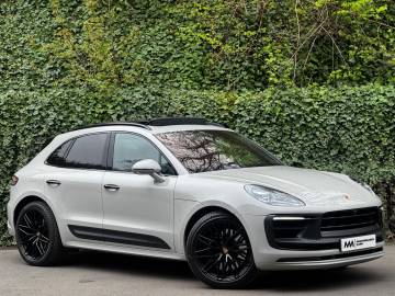 2022 Porsche Macan